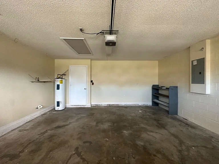 857 Blanc Ct — Photo 41