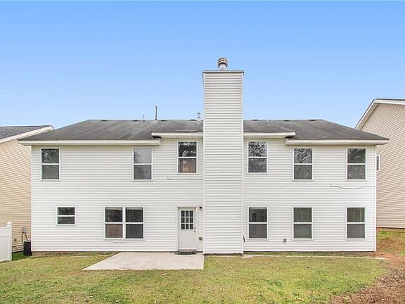 5th image of 4274 Sitka Dr