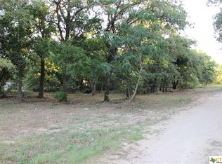 405 Maldonado Ln, La Vernia, TX 78121