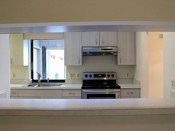 5th image of 231 Mark Twain Ln