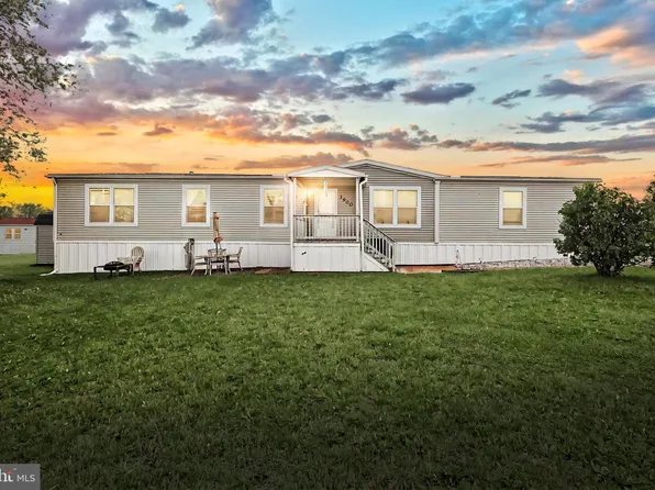 3900 Craig Ave, Dover, PA 17315