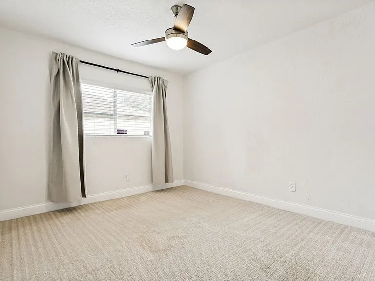 16302 Amberly Ct — Photo 20