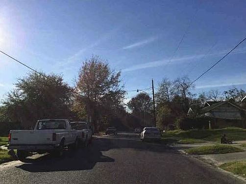 2nd image of 1900 Birch St