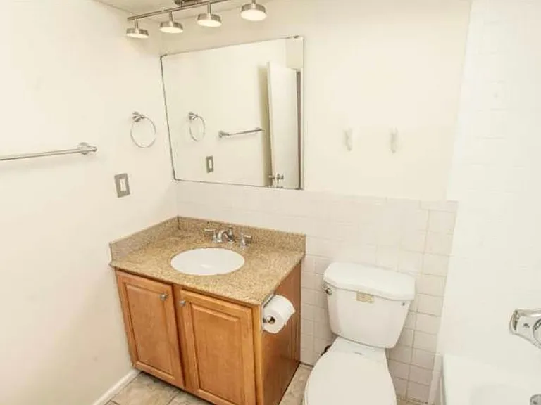 4355 Maryland Ave #330 — Photo 12