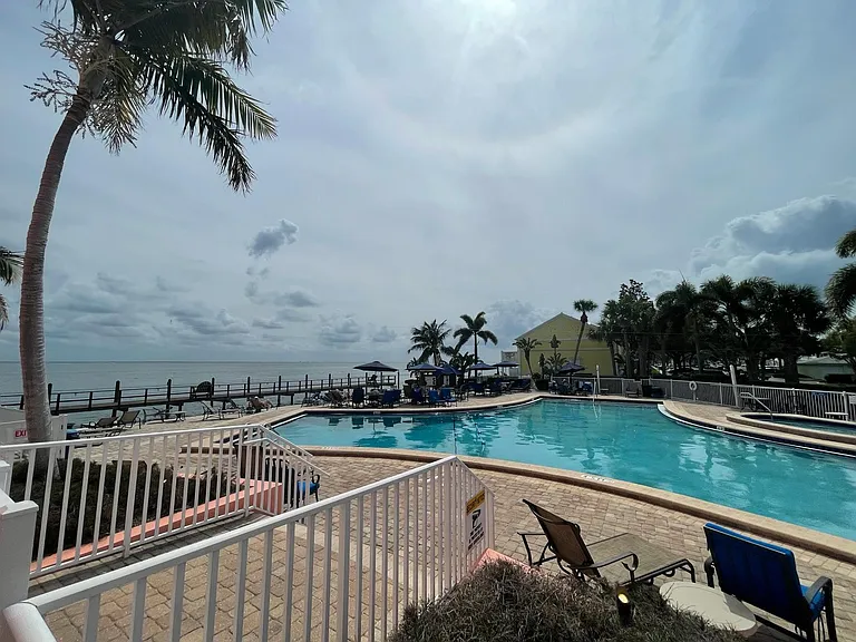 4730 Coquina Key Dr SE #1-C — Photo 37