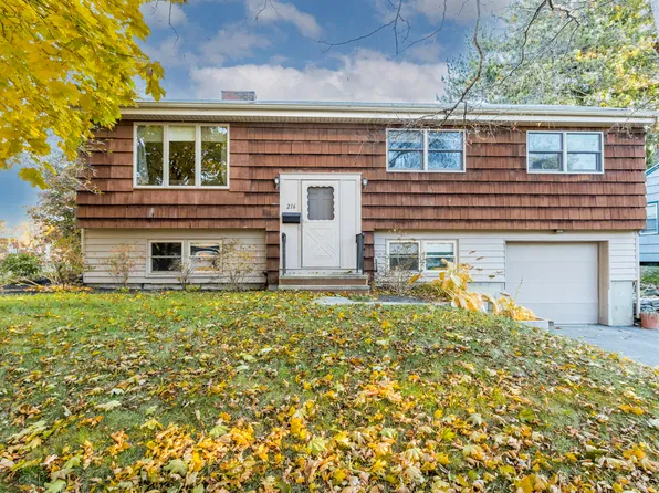 216 Bancroft Street, Portland, ME 04102