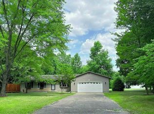 8549 Oakside St, Portage, MI 49002