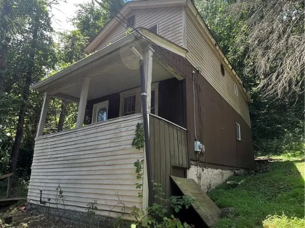 57 Lower Rd, Pittsburgh, PA 15215