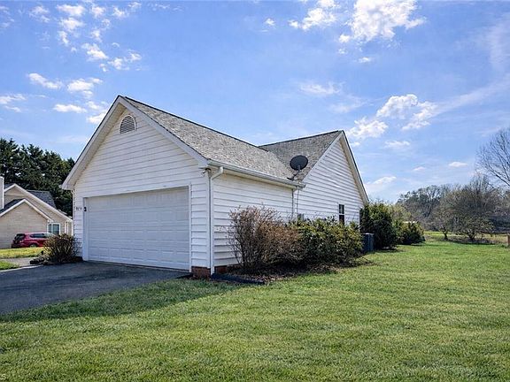 3rd image of 9078 Chancerwood Dr