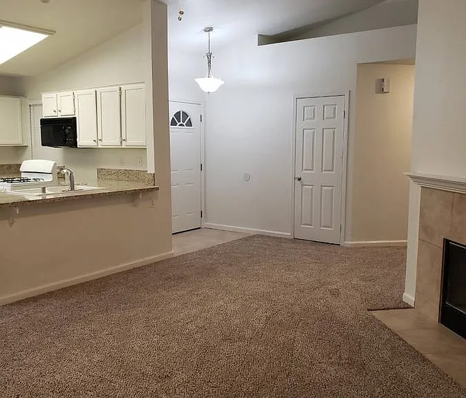 706 Timberleaf Dr — Photo 10