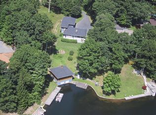 327 Flat Top Lake Rd, Ghent, WV 25843