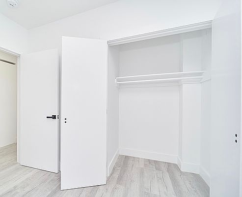 5th image of 401 W 54th St APT 3S
