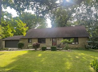 9 Ladd Ln, Spring Valley, IL 61362