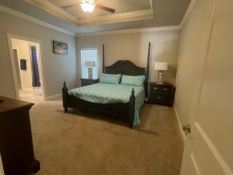 1811 Medlin Ct — Photo 16