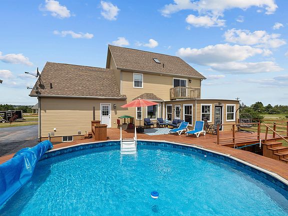 3rd image of 124 Wharf Rd