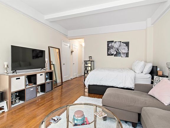 3rd image of 243 W End Ave APT 612