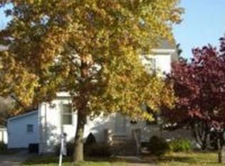 2304 West Ave, Burlington, IA 52601