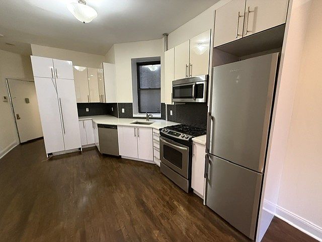 1st image of 73 Thompson St #1A