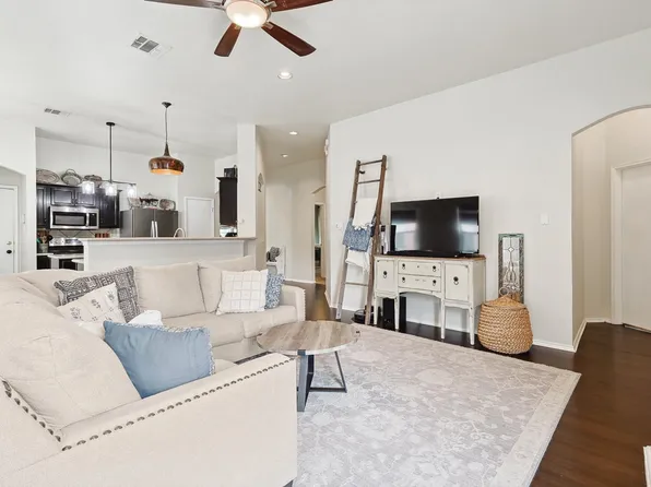 6224 Stone Lake Dr, Fort Worth, TX 76179