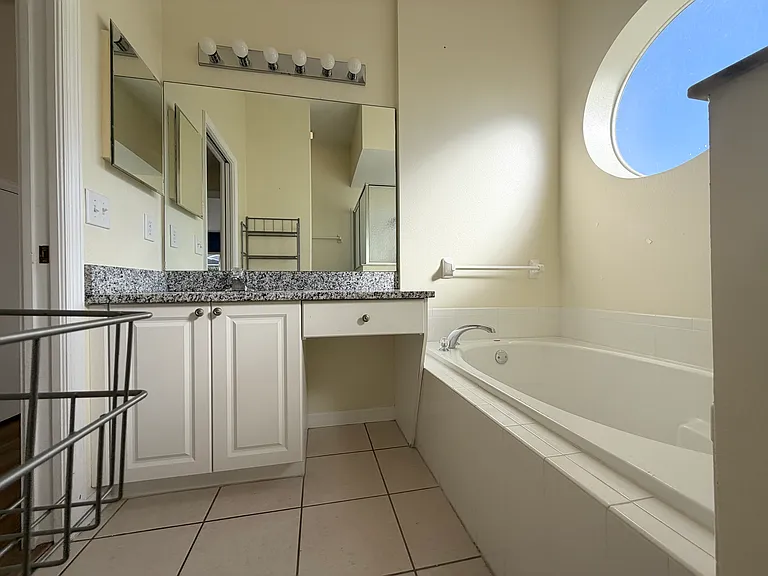 638 Brunello Dr — Photo 7