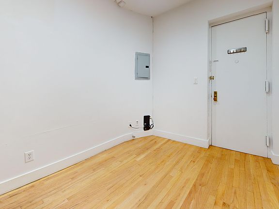 4th image of 119 E 97th St APT 2rw