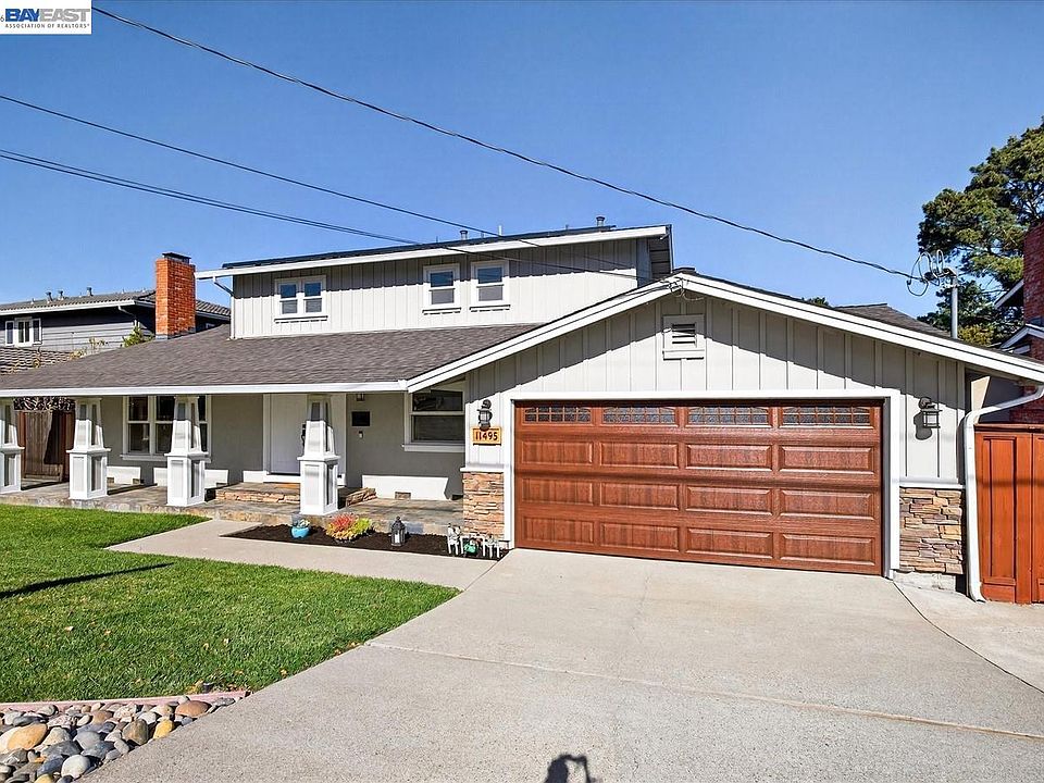 1st image of 11495 Silvergate Dr