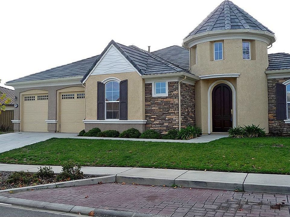 2nd image of 9670 Pinehurst Dr