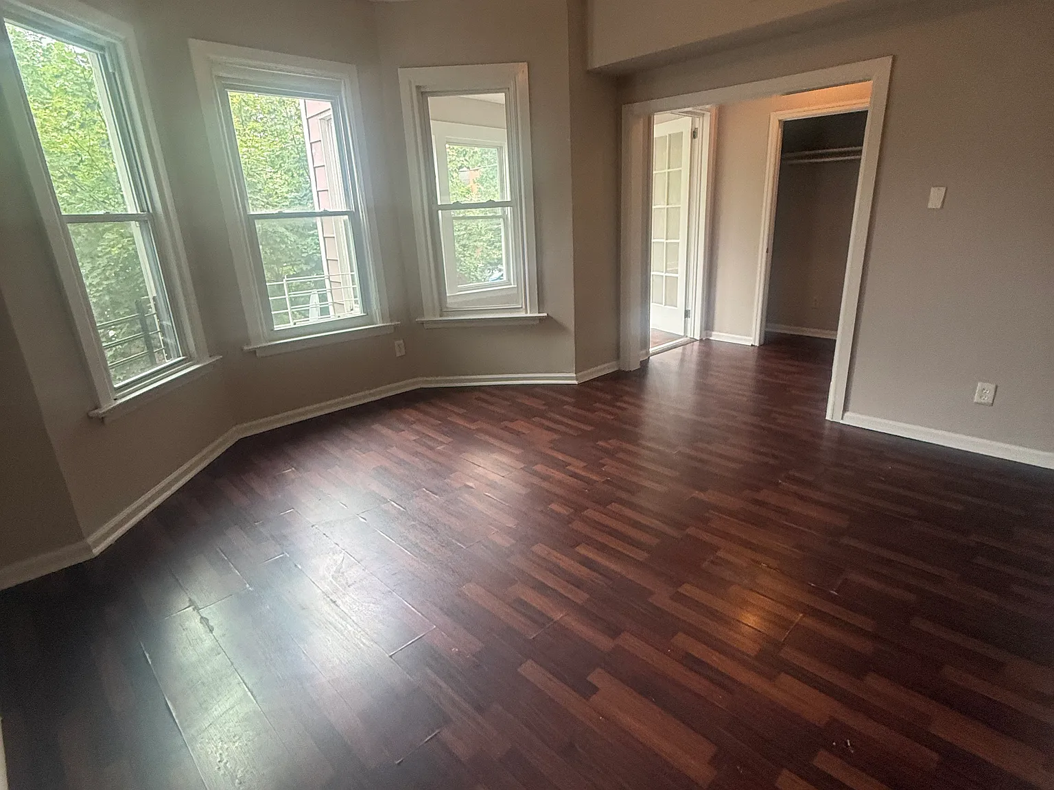 6 bed, $3,500 — Photo 3