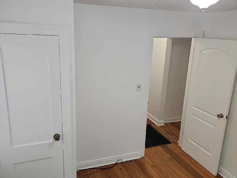 1015 Camden Ave — Photo 16