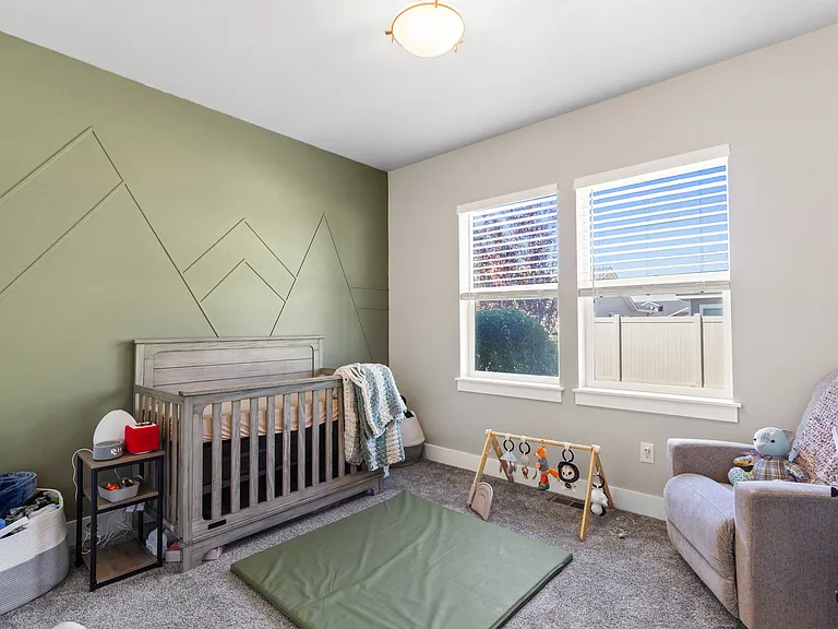 912 Birchton Loop — Photo 14