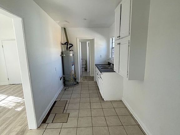4th image of 6215-6219 Crenshaw Blvd #6215