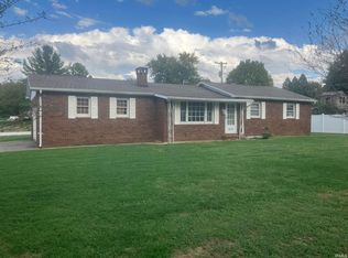1402 Old Wheatland Rd, Vincennes, IN 47591
