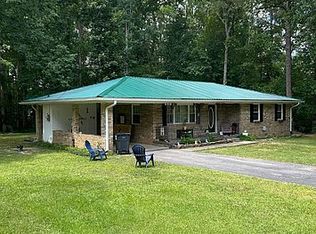 4725 Riverside Dr SE, Dalton, GA 30721