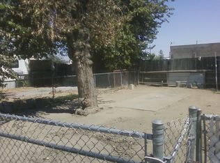 4554 E Olive Ave #8A, Fresno, CA 93702
