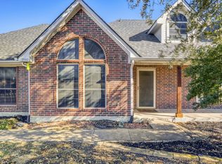9940 Highland Prairie Ln, Forney, TX 75126