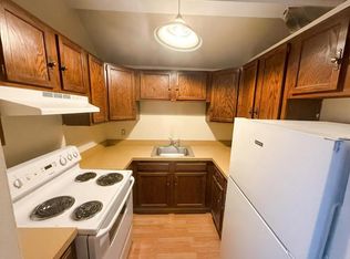 213 Partition St #4D, Saugerties, NY 12477