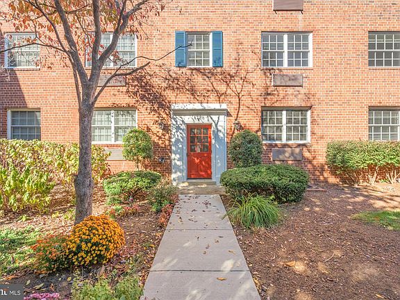 2nd image of 1728 W Abingdon Dr APT 102