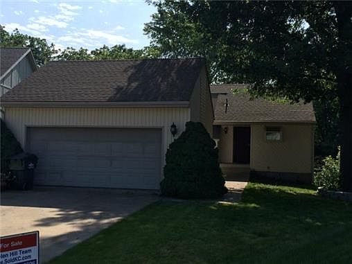 1st image of 1915 NE Gatewood Dr