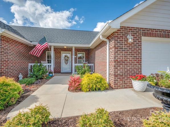 128 Augusta Dr, Spindale, NC 28160