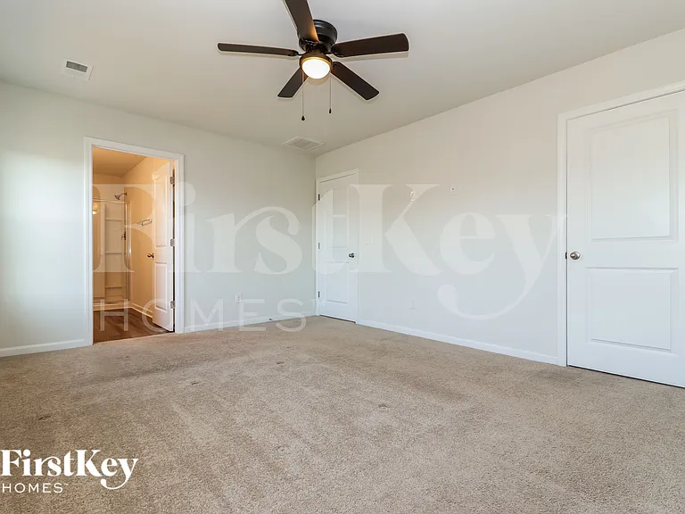 591 Wayton Cir — Photo 12