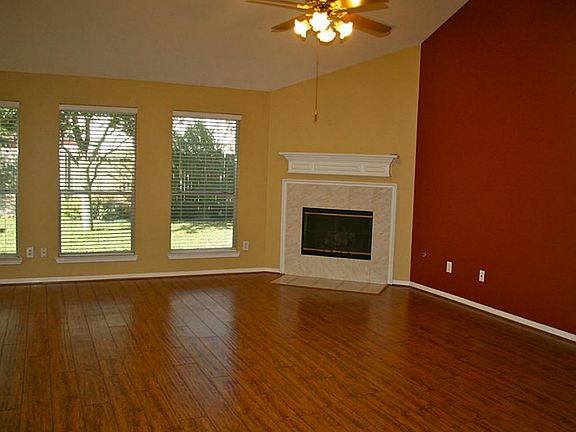 5th image of 14607 Palos Park Dr