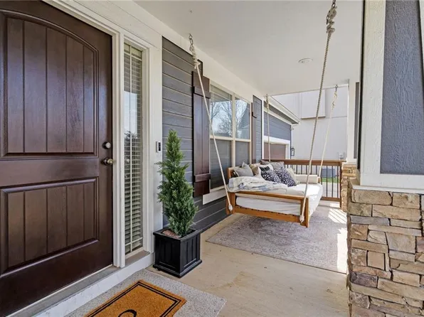 1303 Ashdown Cir, Raymore, MO 64083