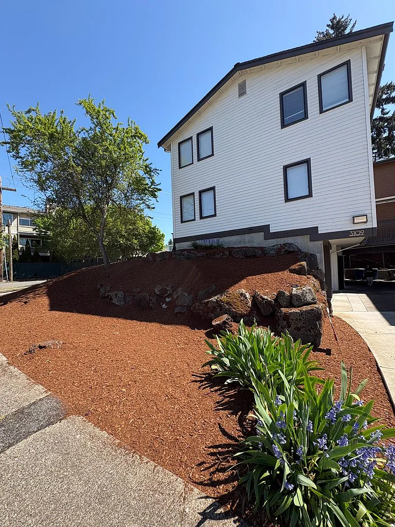 Fully Renovated Halo Townhomes — Photo 2