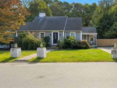 53 School St, Johnston, RI, 02919