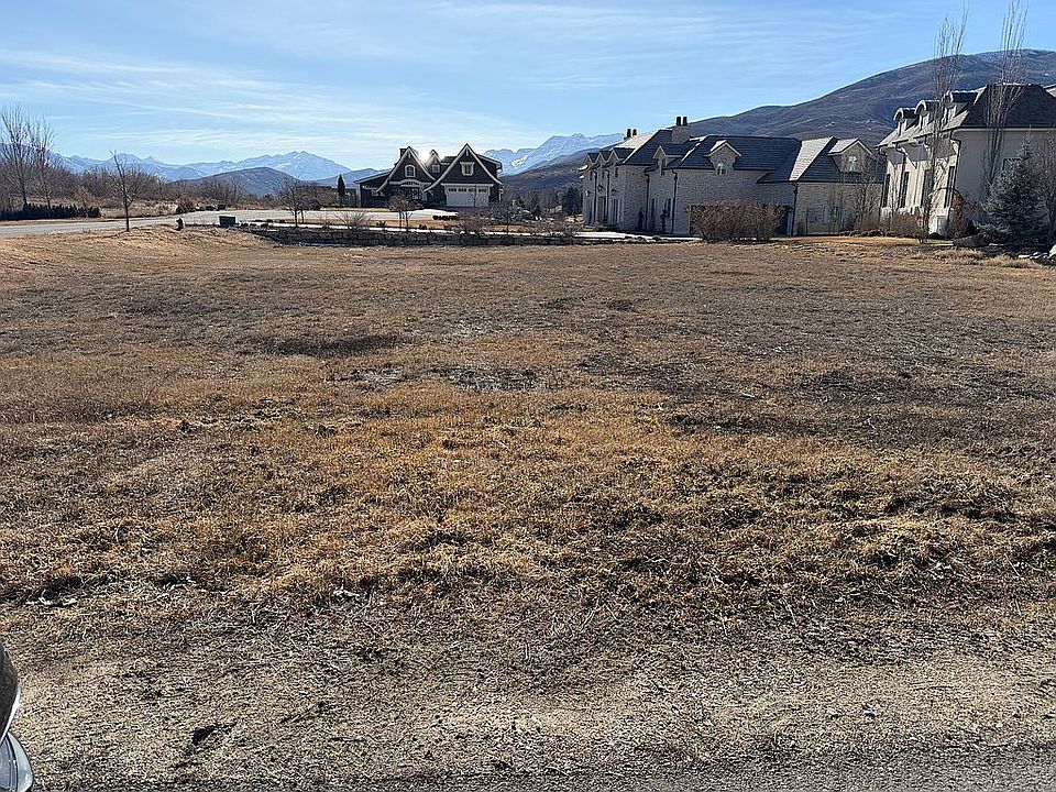 1st image of 175 W Farm Springs Ln