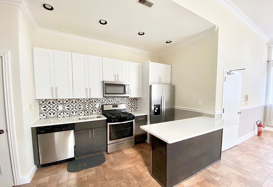 1st image of 1600 Mount Vernon St #11F