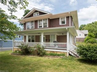 89 Arlington St, Asheville, NC 28801
