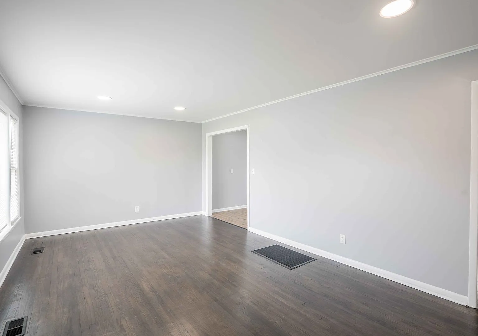 Charming Newly Renovated 3-Bedroom Home in Owasso — Photo 3