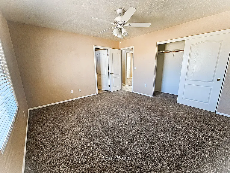 8221 E Ave — Photo 9