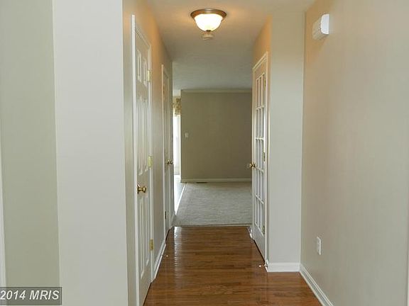 2nd image of 2605 Schumann St